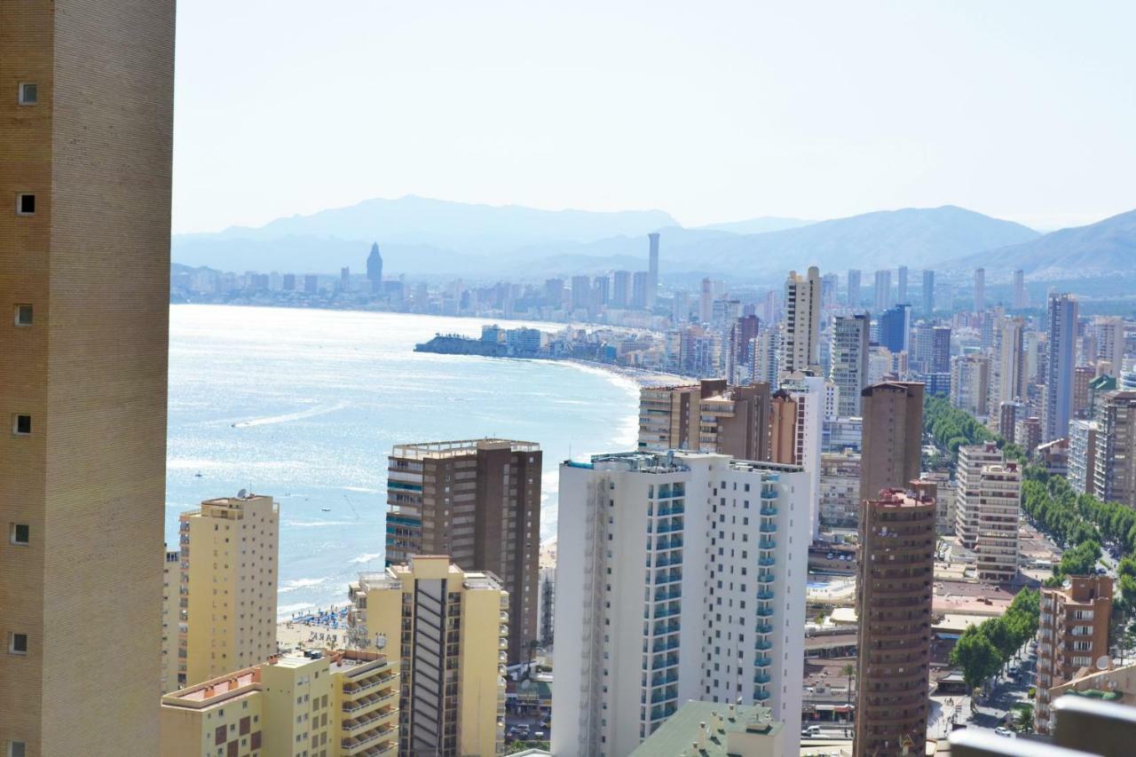 Apartamento Con Buena Ubicacion เบนิดอร์ม ภายนอก รูปภาพ
