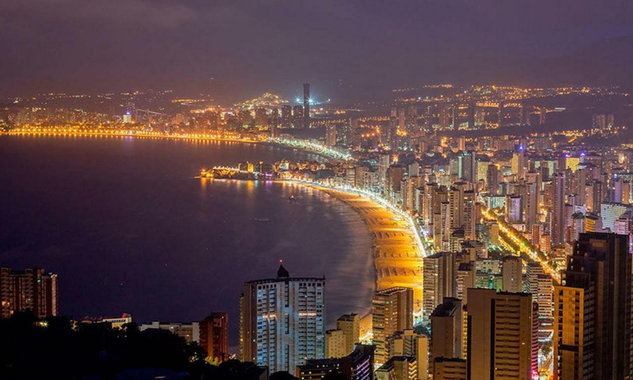 Apartamento Con Buena Ubicacion เบนิดอร์ม ภายนอก รูปภาพ