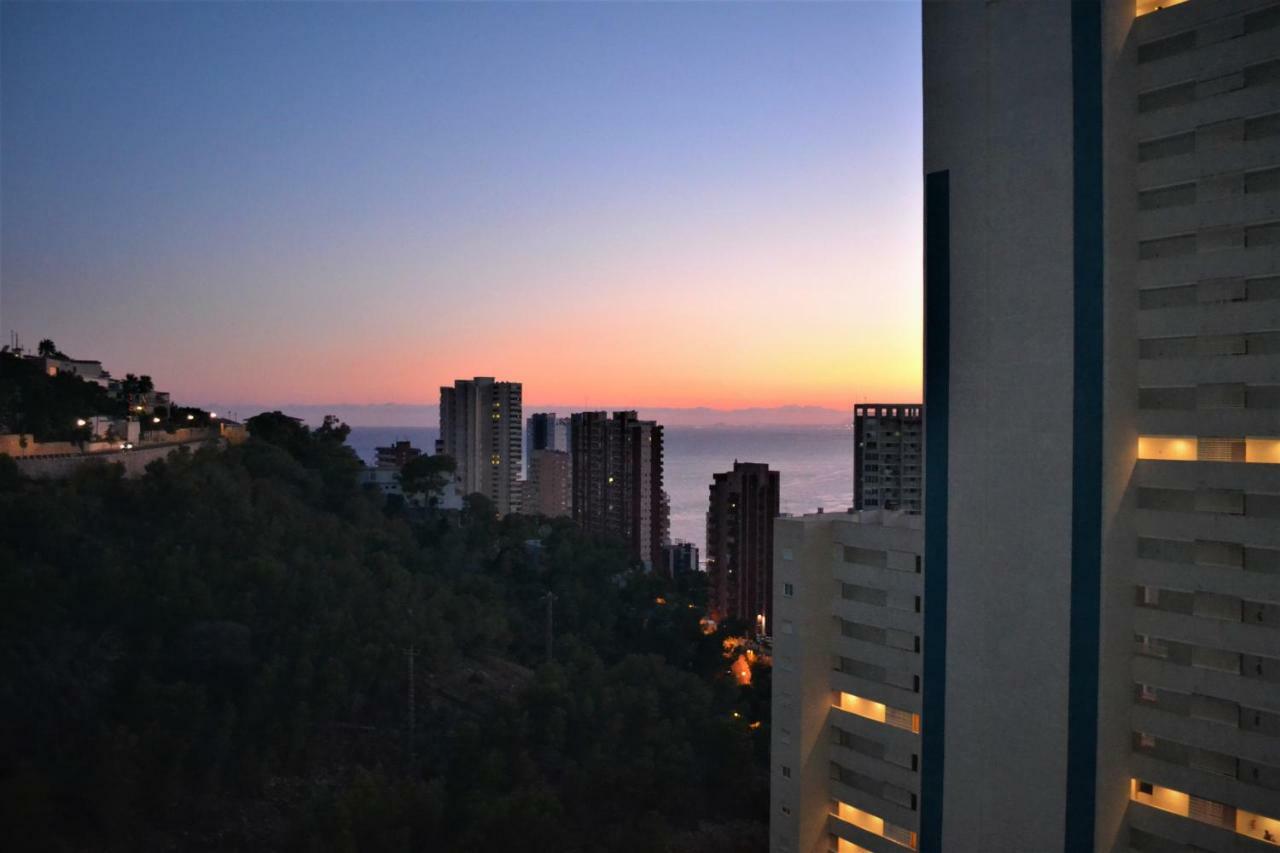 Apartamento Con Buena Ubicacion เบนิดอร์ม ภายนอก รูปภาพ
